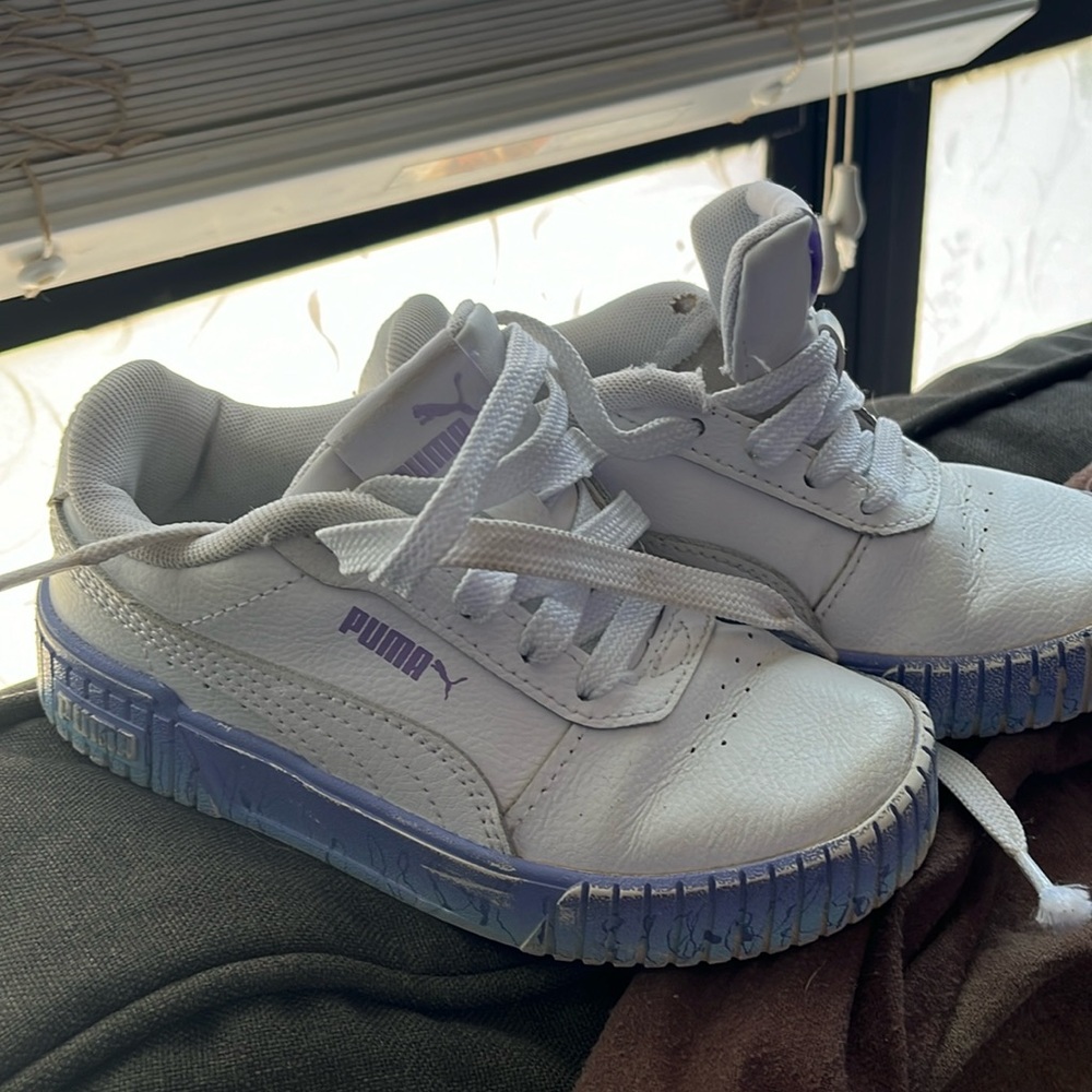 Puma Carina 2.0 Speckle Fade Lace Up Sneakers girls purple/blue